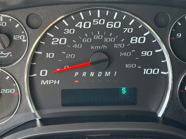New 2026 Chevrolet Express 3500 w/ Driver Convenience Package RWD image 21
