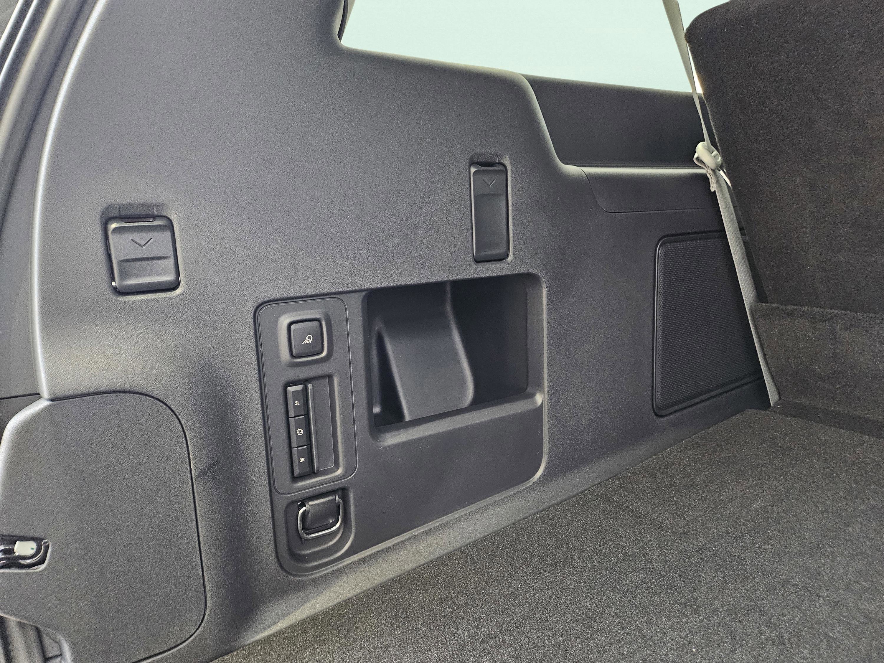 New 2026 Lincoln Navigator L Black Label image 30