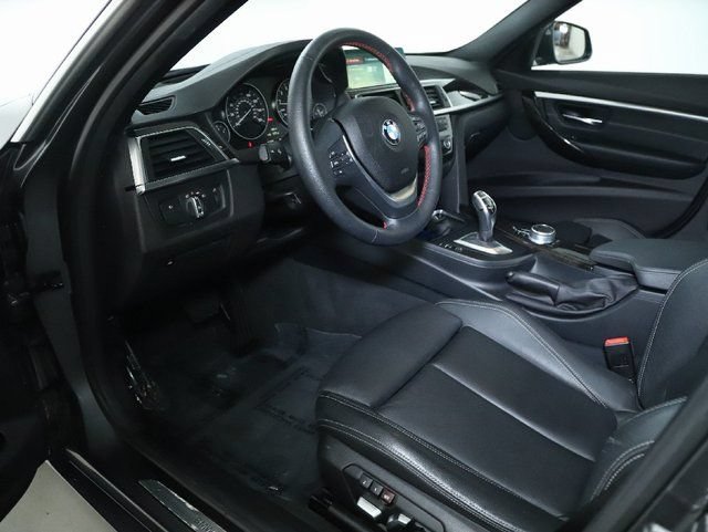 Used 2018 BMW 330i xDrive Sedan w/ Premium Package AWD/4WD image 20