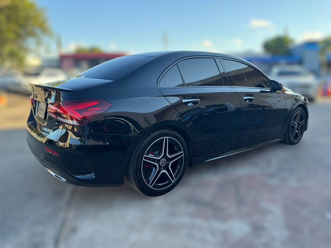 Used 2019 Mercedes-Benz A 220 w/ AMG Line image 9