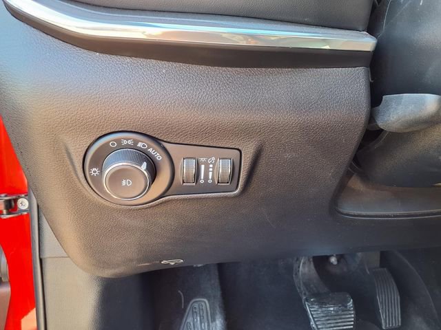 Used 2023 Jeep Compass Limited image 15