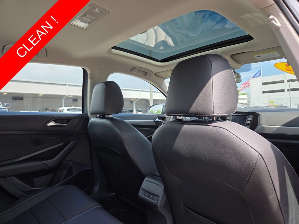Used 2021 Volkswagen Jetta SE FWD image 16