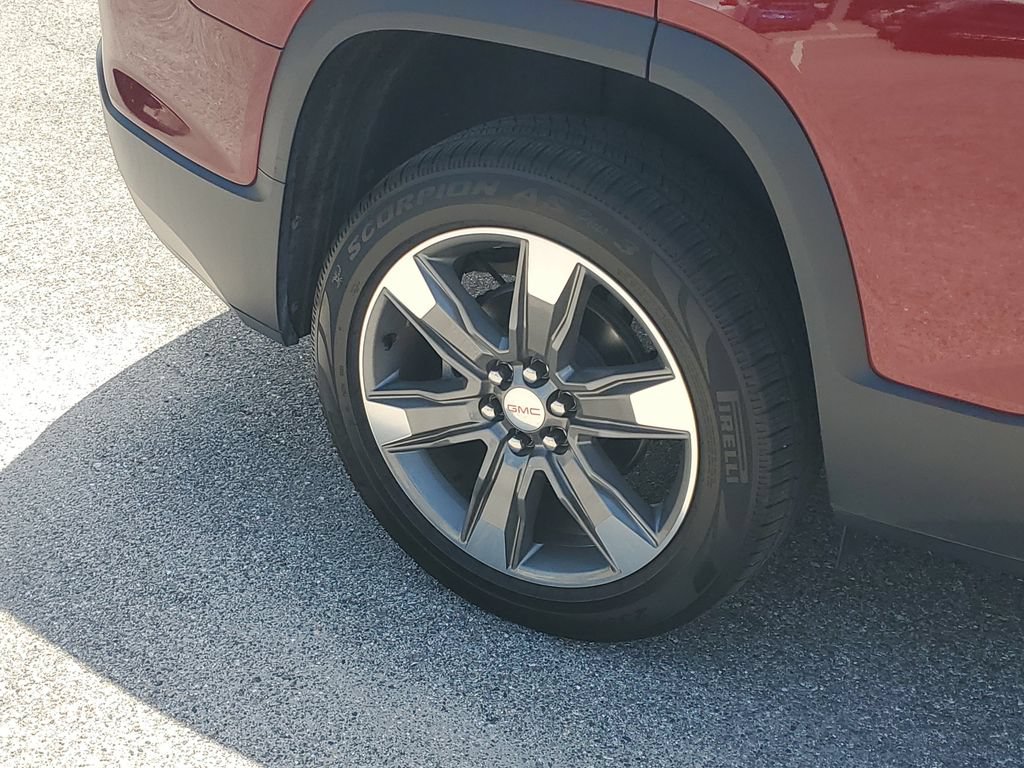 Used 2017 GMC Acadia SLT FWD image 9