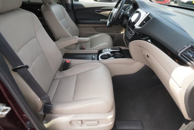 Used 2017 Honda Pilot Touring image 21