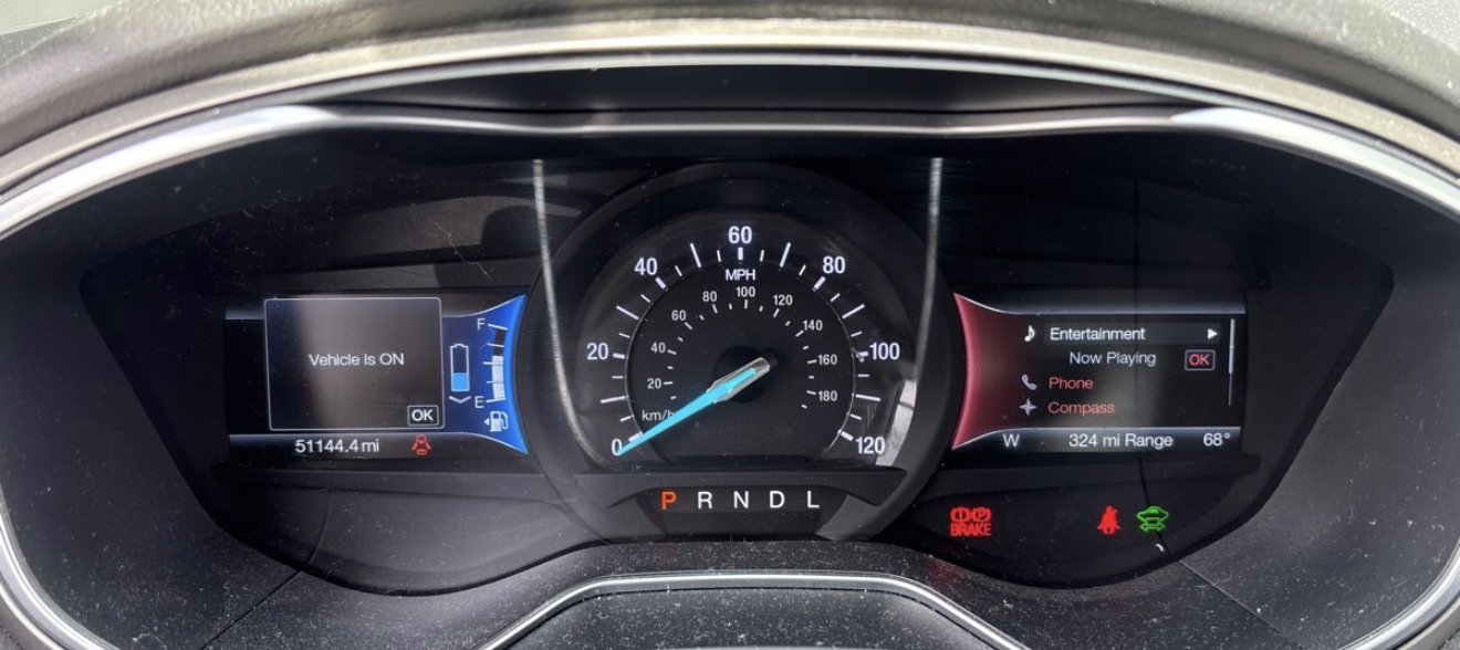 Used 2015 Ford Fusion Energi SE image 11