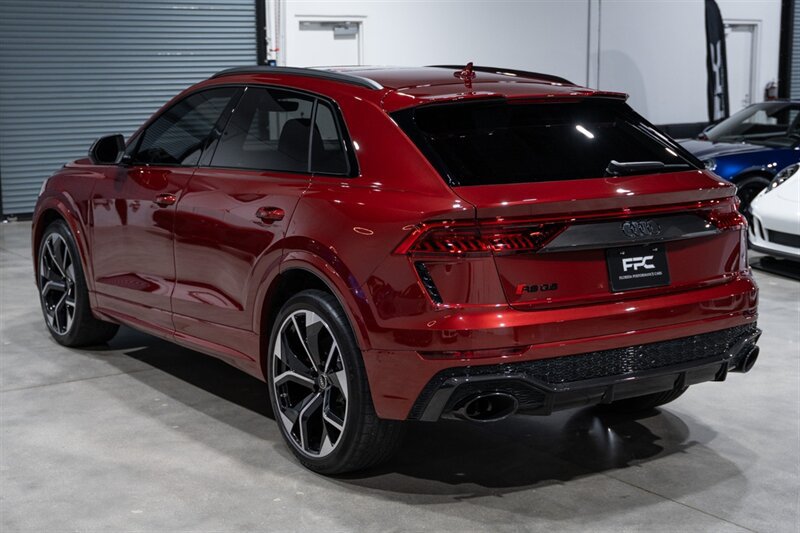 Used 2024 Audi RS Q8 AWD/4WD image 4