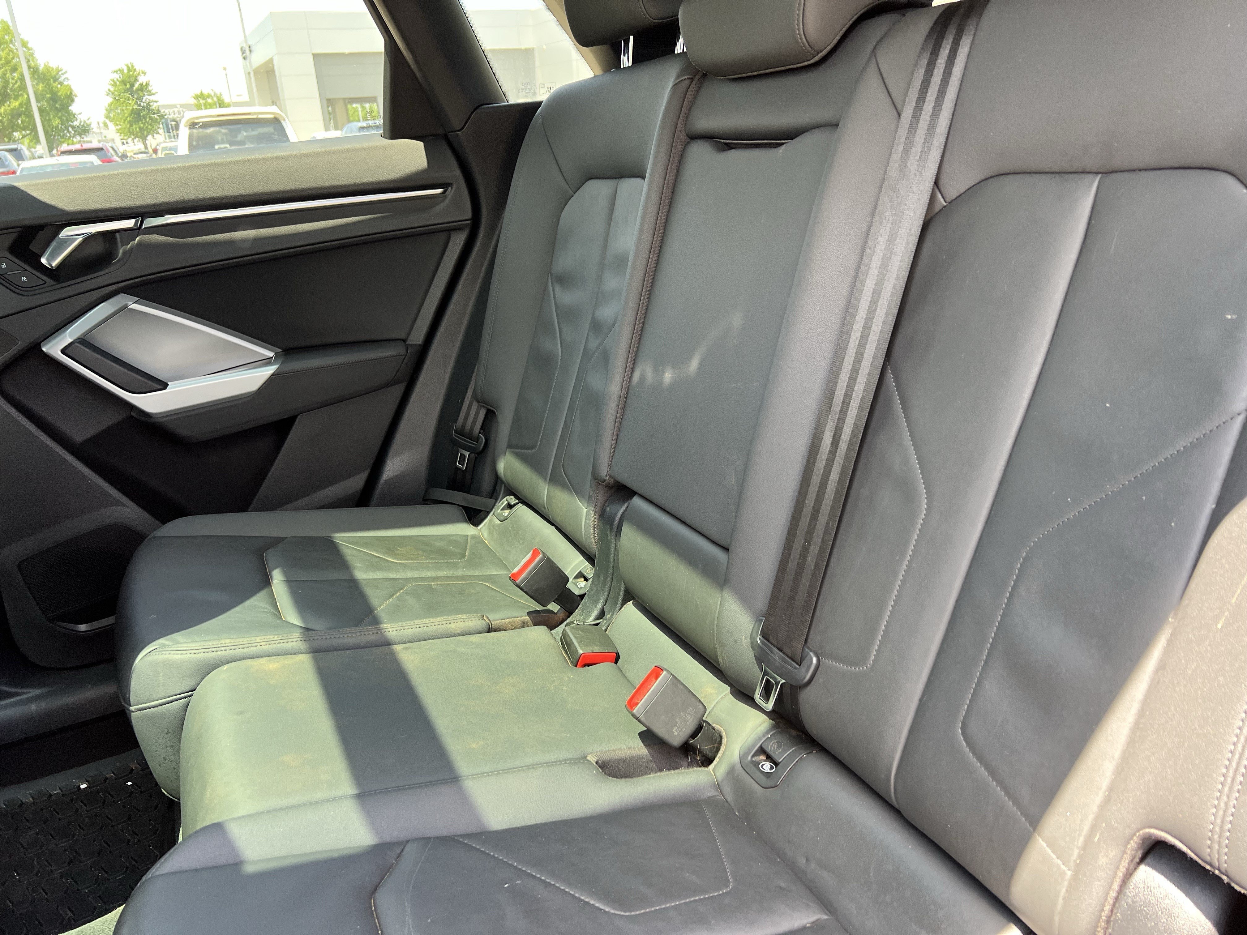 Used 2020 Audi Q3 2.0T Premium w/ Convenience Package AWD/4WD image 33