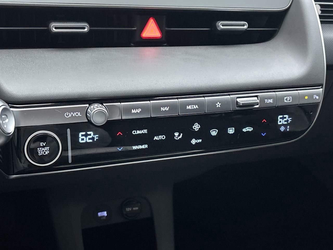 Used 2024 Hyundai Ioniq 5 SEL image 24