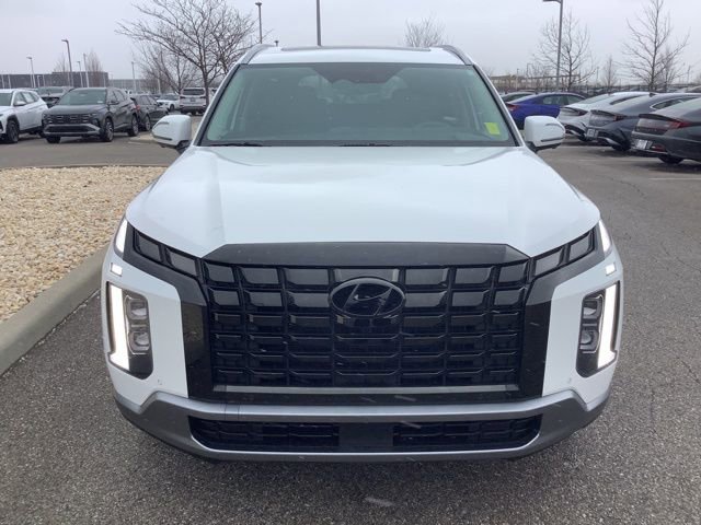 Used 2023 Hyundai Palisade Limited AWD/4WD image 3