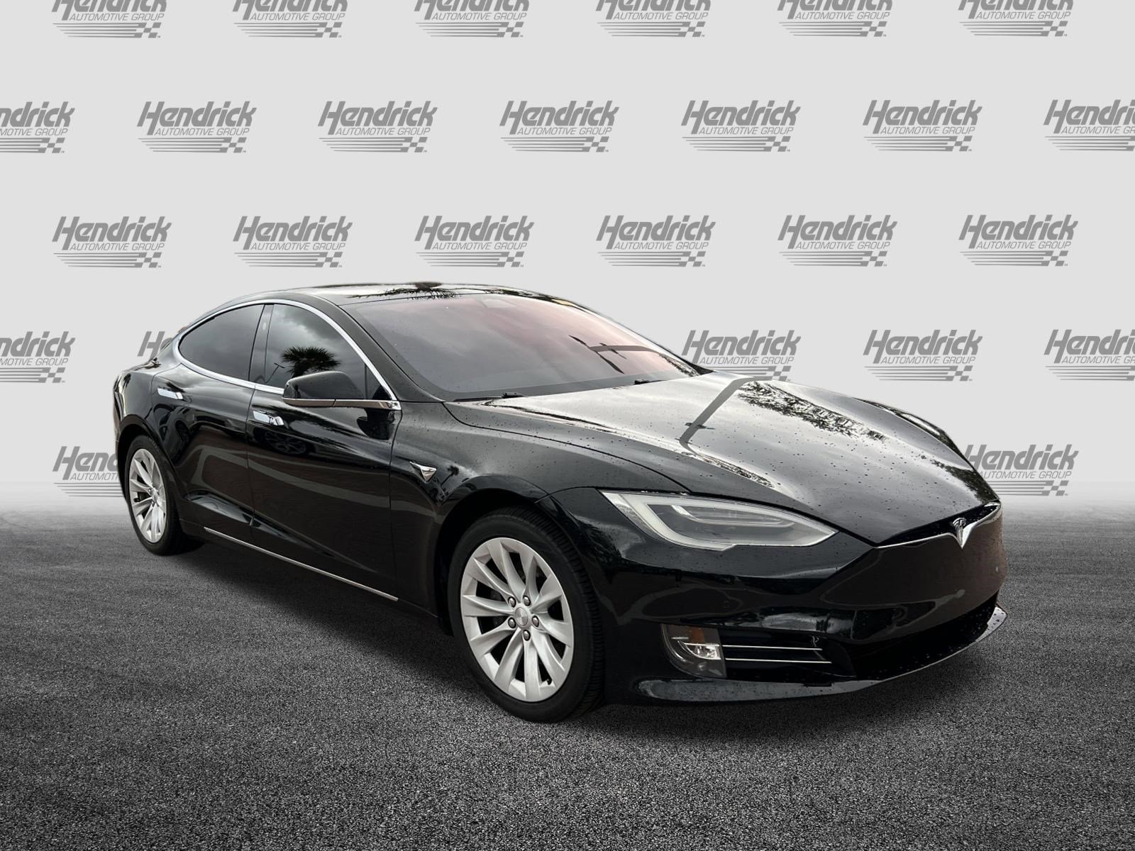 Used 2020 Tesla Model S Long Range Plus image 2