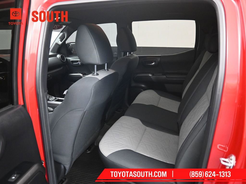 Used 2023 Toyota Tacoma TRD Sport image 10