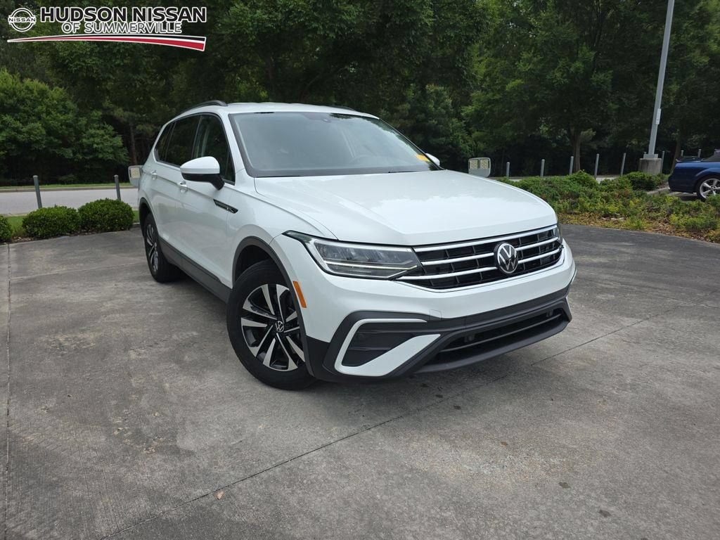 Used 2023 Volkswagen Tiguan S FWD image 1
