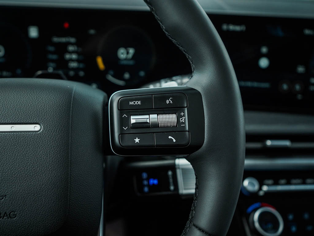 New 2026 Hyundai Santa Fe Limited AWD/4WD image 23