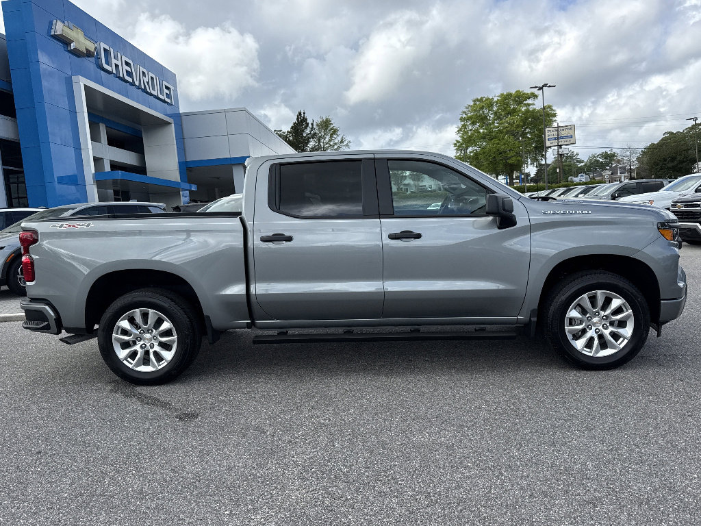 New 2026 Chevrolet Silverado 1500 Custom AWD/4WD image 2