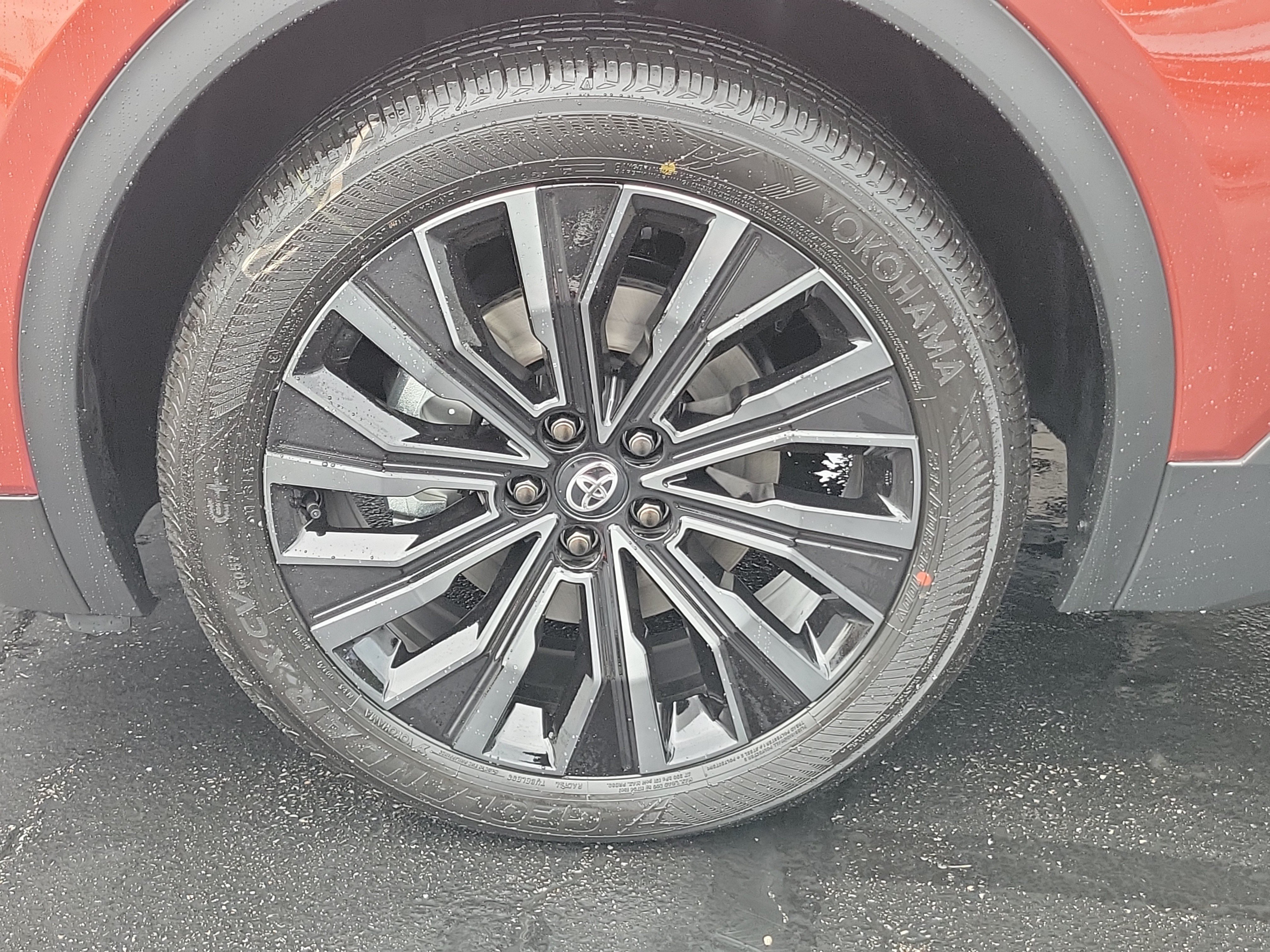 New 2026 Toyota C-HR AWD/4WD image 7
