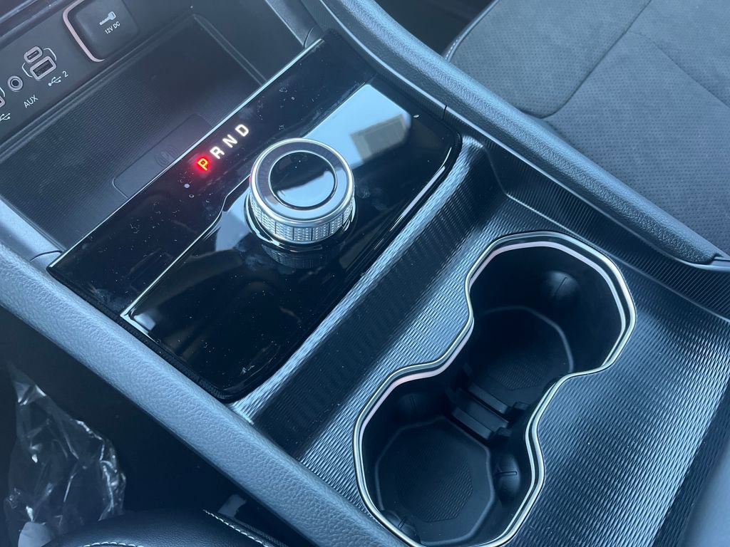 New 2025 Jeep Grand Cherokee Laredo image 17