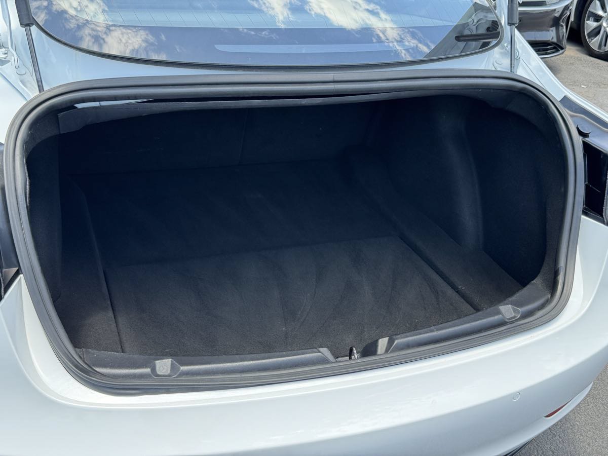 Used 2018 Tesla Model 3 Performance AWD/4WD image 11
