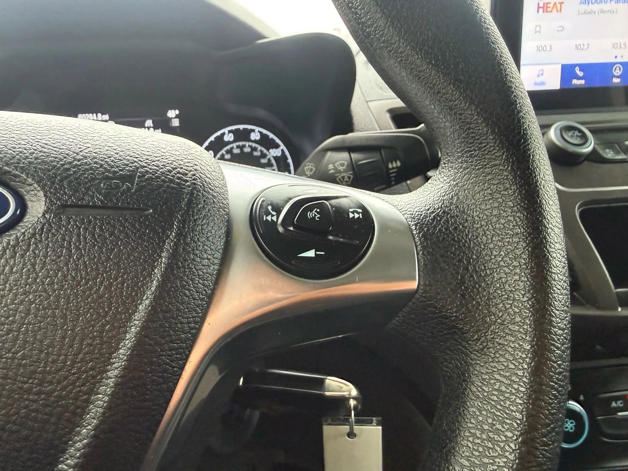 Used 2022 Ford Transit Connect XLT image 27