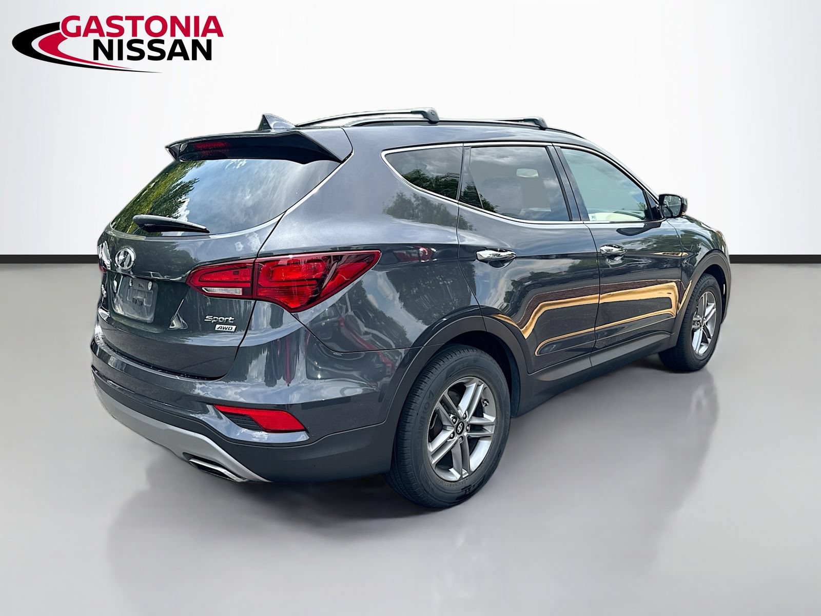 Used 2017 Hyundai Santa Fe Sport AWD/4WD image 9