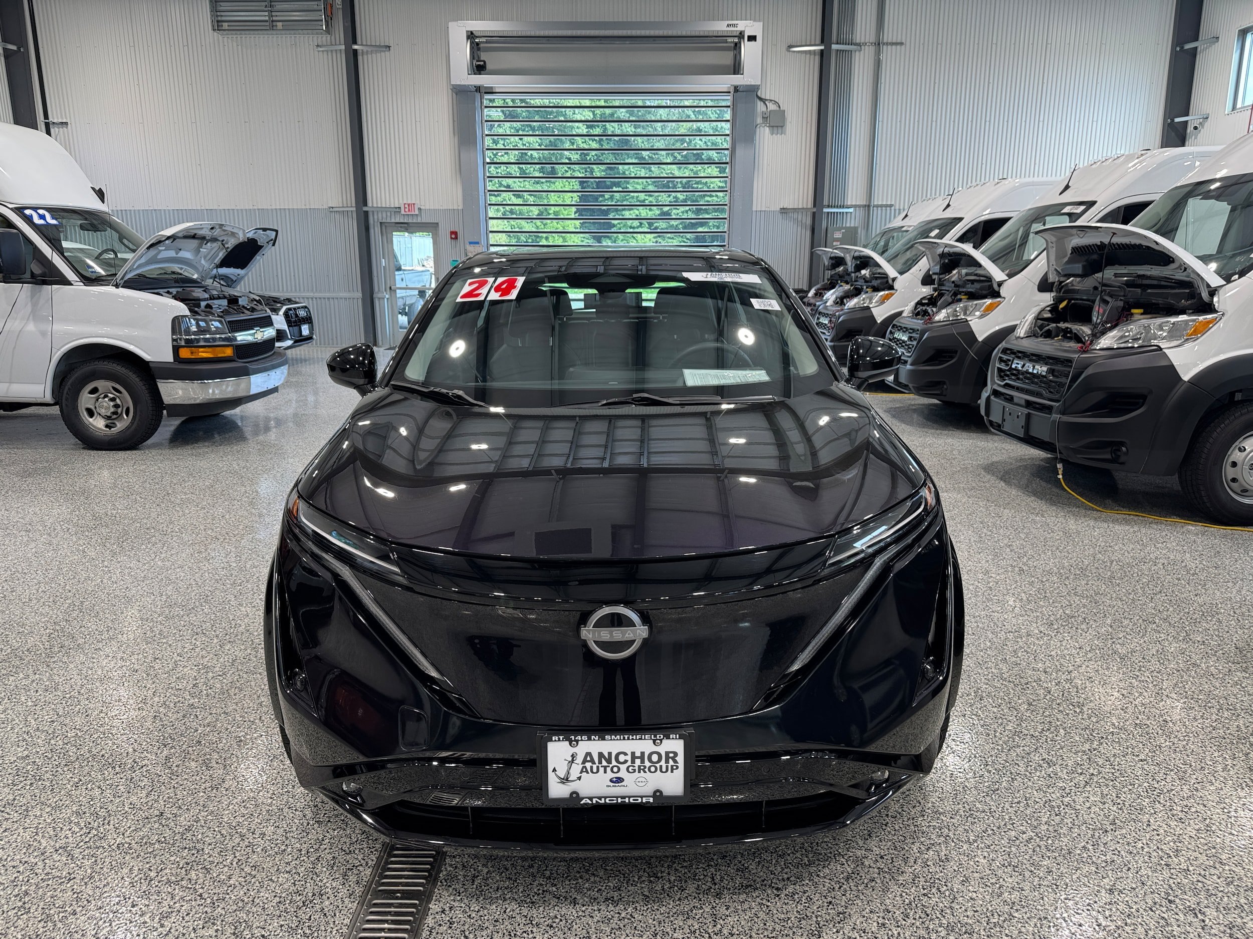 Used 2024 Nissan Ariya AWD image 2