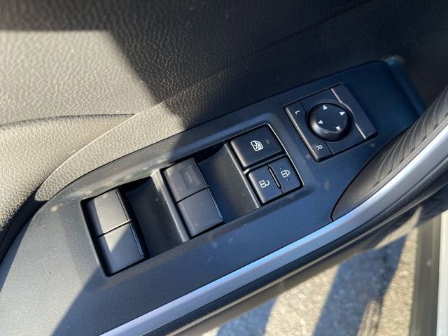 New 2025 Toyota RAV4 LE image 4