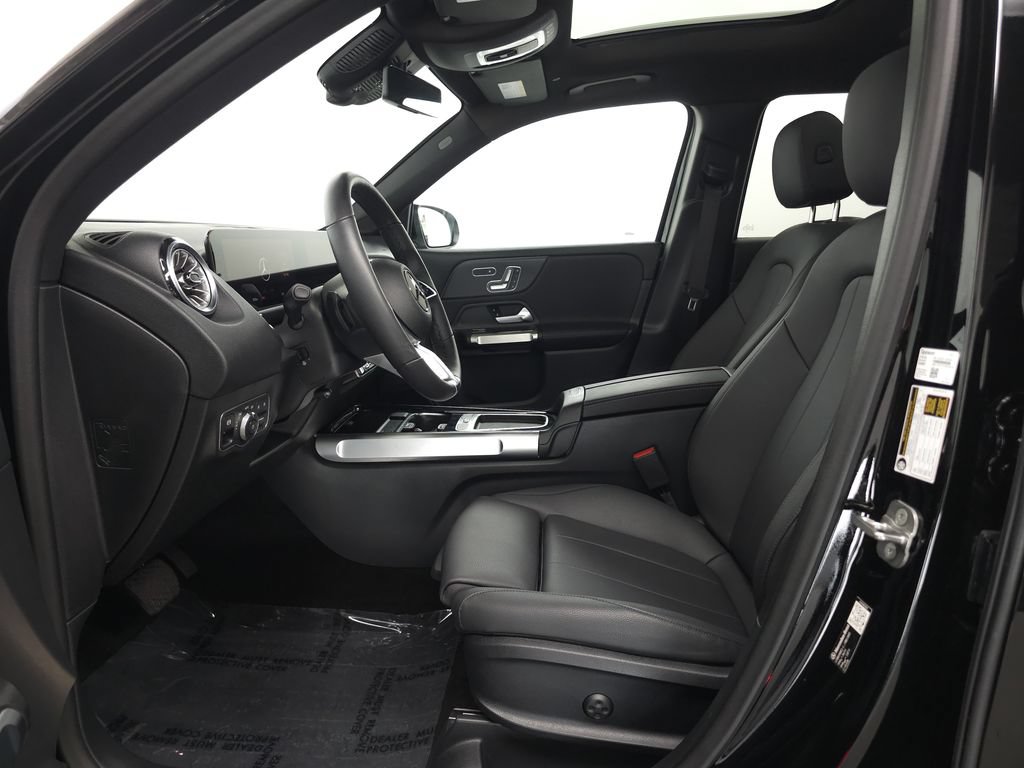 Certified 2026 Mercedes-Benz GLB 250 4MATIC image 7