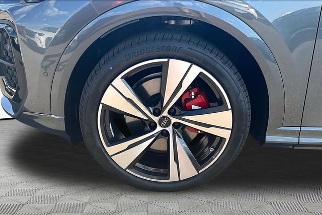 New 2026 Audi SQ5 Prestige AWD/4WD image 8