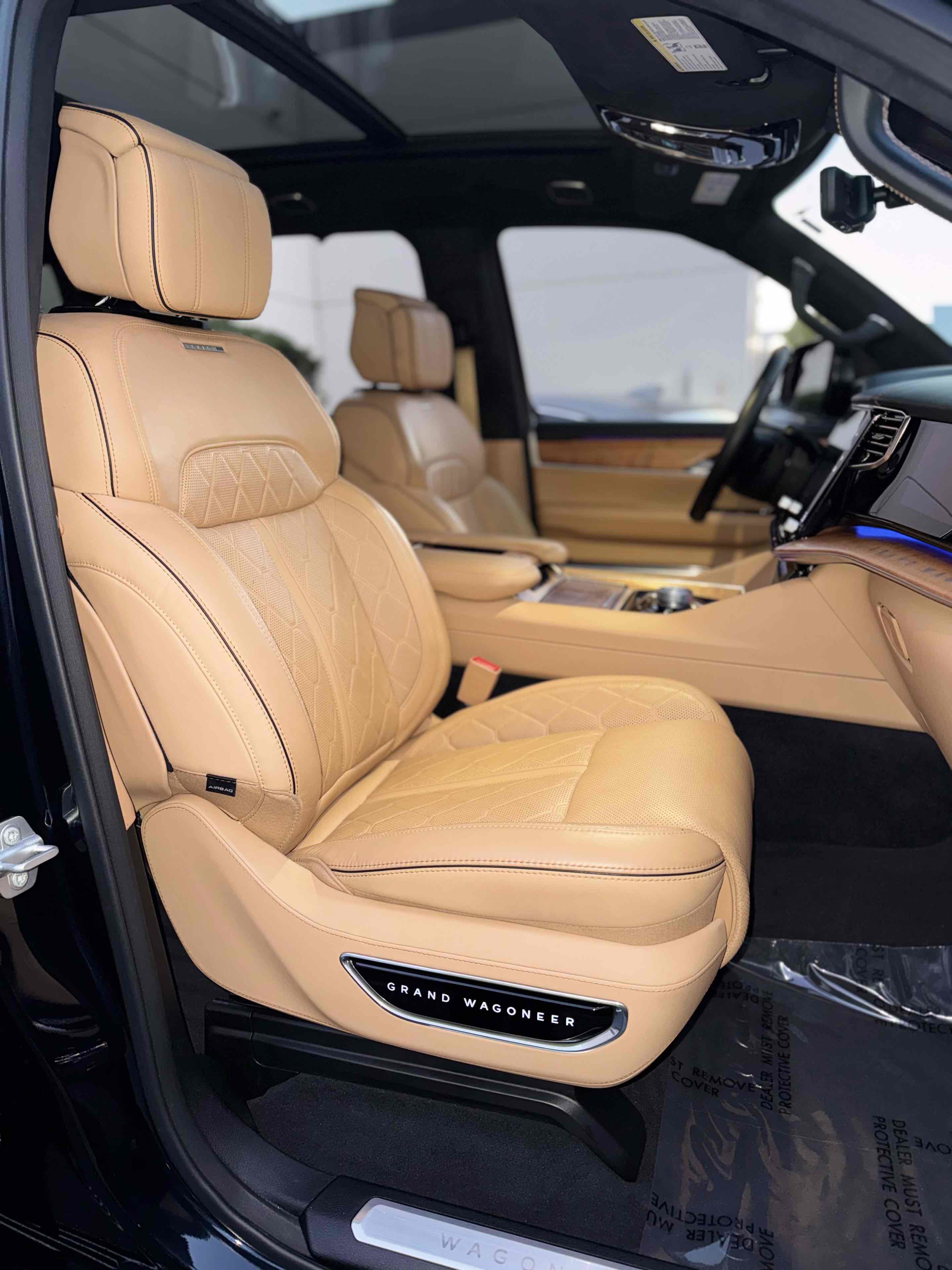 Used 2023 Jeep Grand Wagoneer L Series III image 49