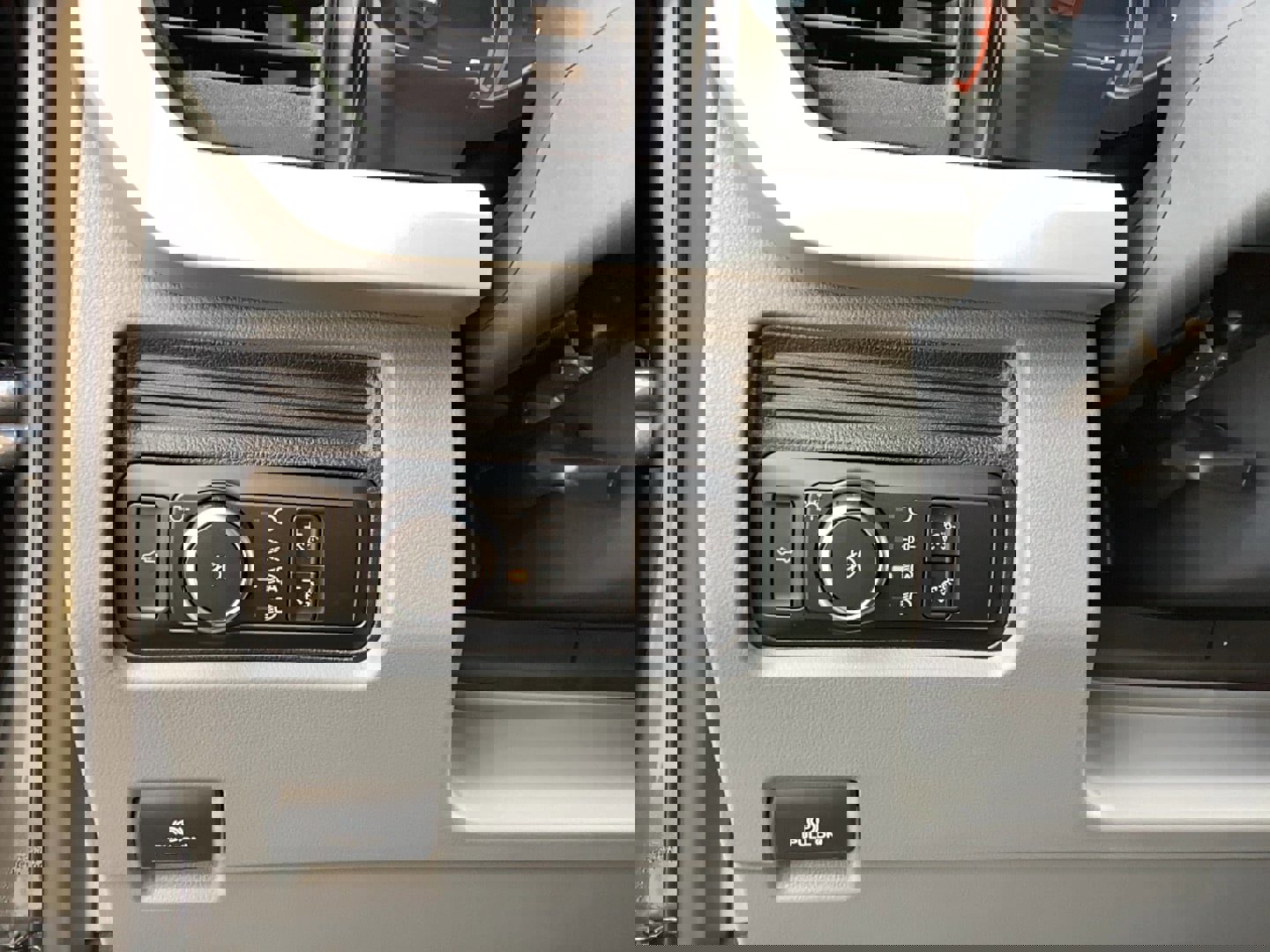 New 2026 Ford F350 4x4 Crew Cab Super Duty image 18