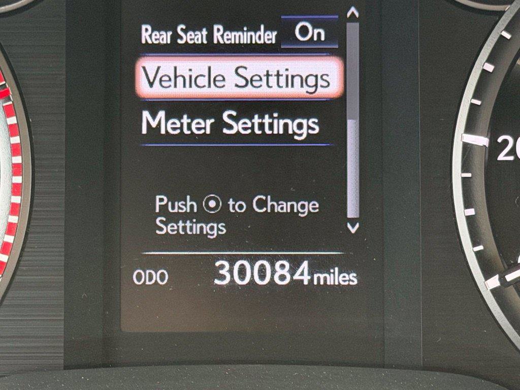 Used 2023 Lexus GX 460 Premium w/ Accessory Package AWD/4WD image 17