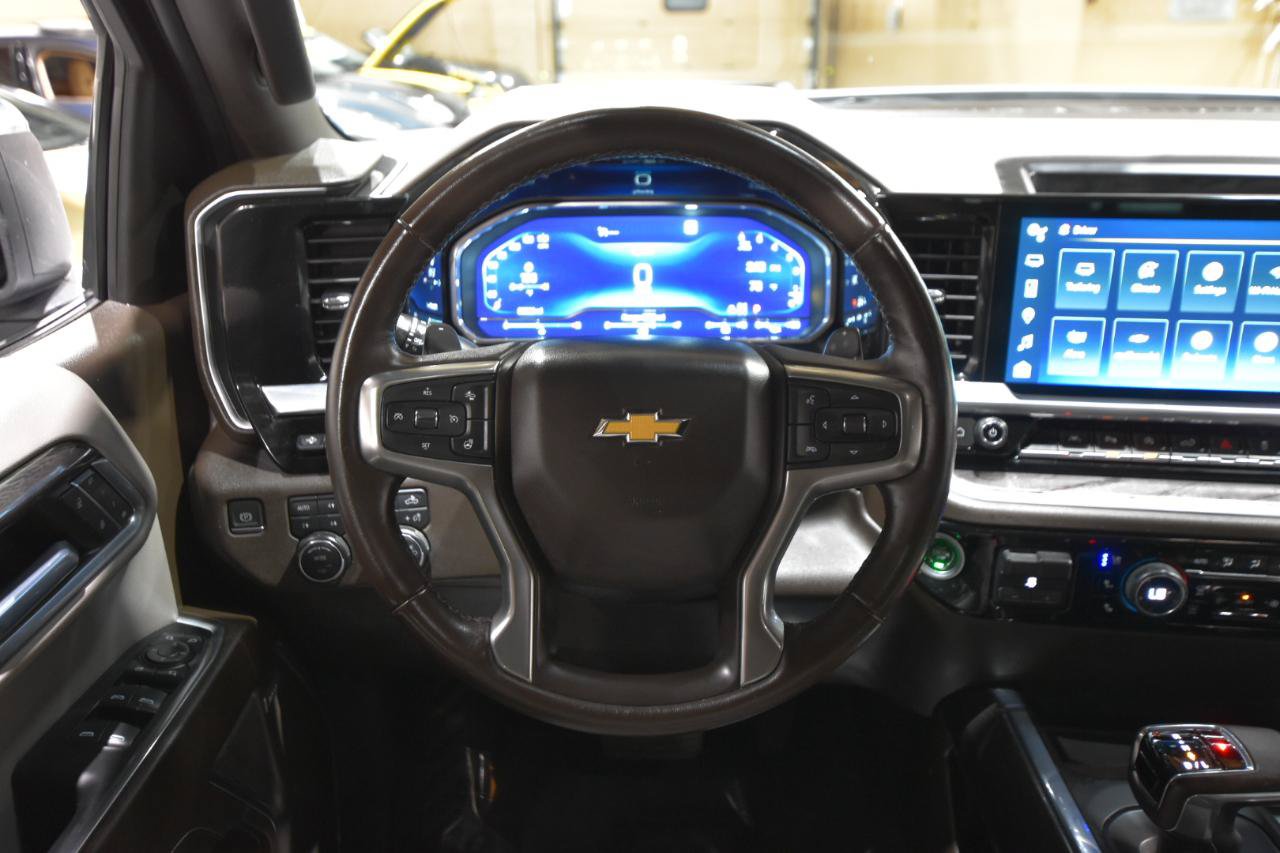 Used 2022 Chevrolet Silverado 1500 LTZ w/ LTZ Premium Package AWD/4WD image 20