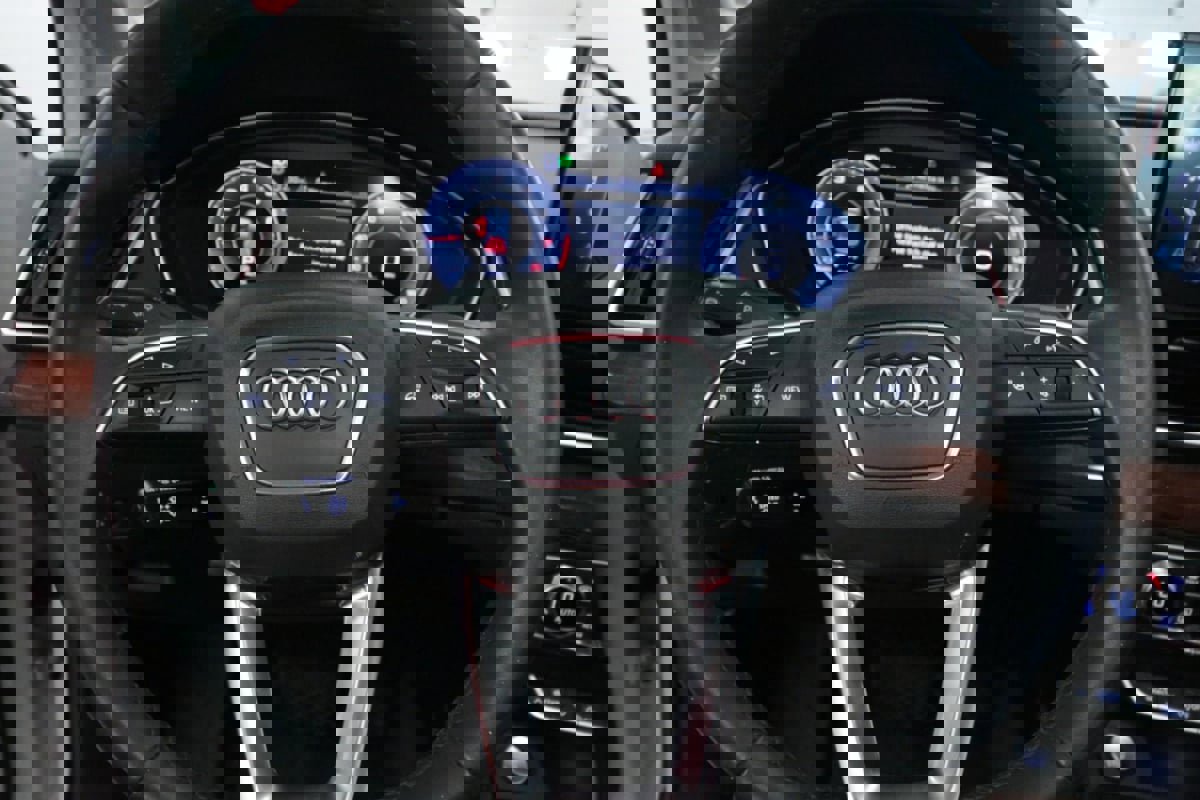 Used 2021 Audi Q5 Premium Plus w/ Premium Plus Package image 27