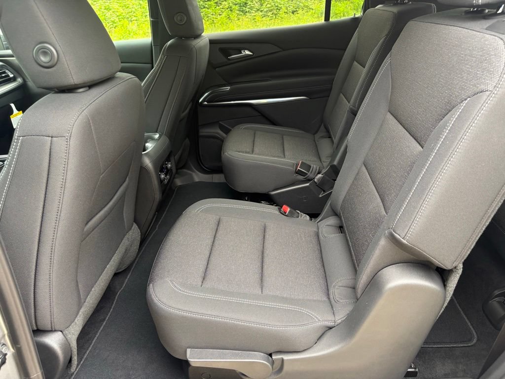 New 2026 Chevrolet Traverse LT w/ LPO, Floor Liner Package FWD image 42