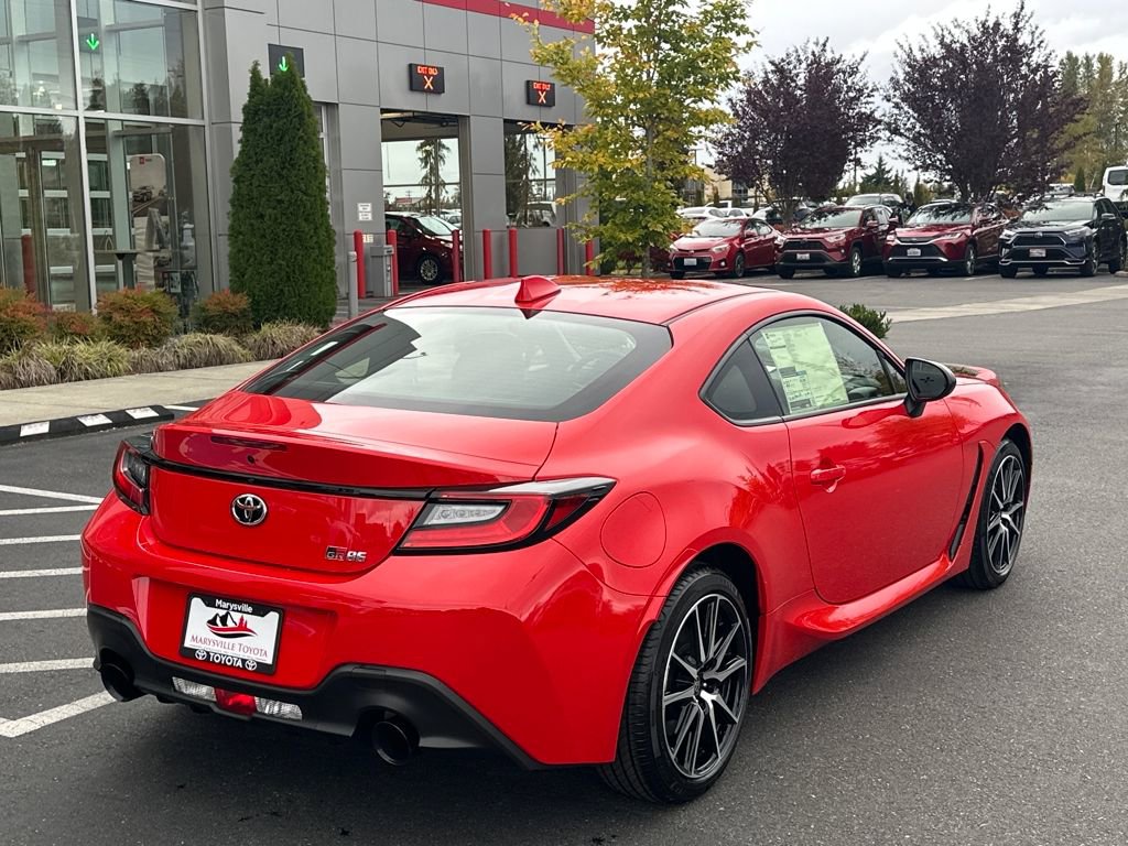 New 2025 Toyota GR86 image 3