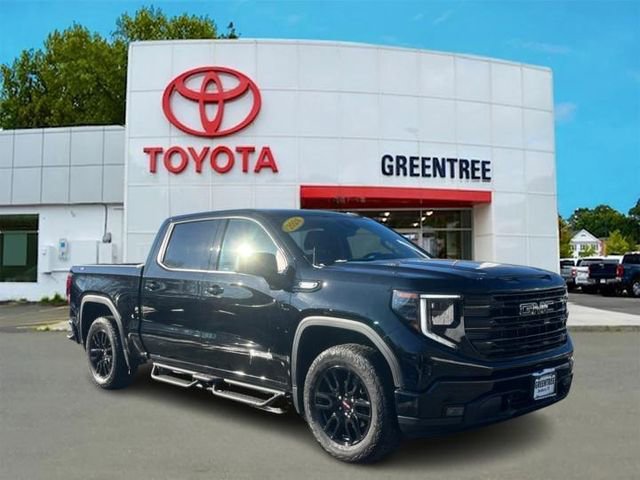 Used 2024 GMC Sierra 1500 Elevation w/ LPO, Elevation Black Package