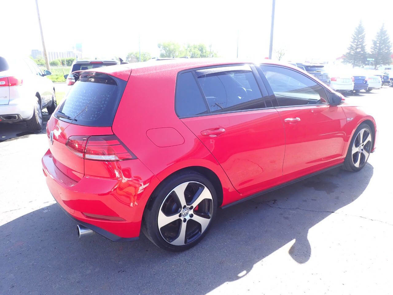 Used 2018 Volkswagen GTI S FWD image 6