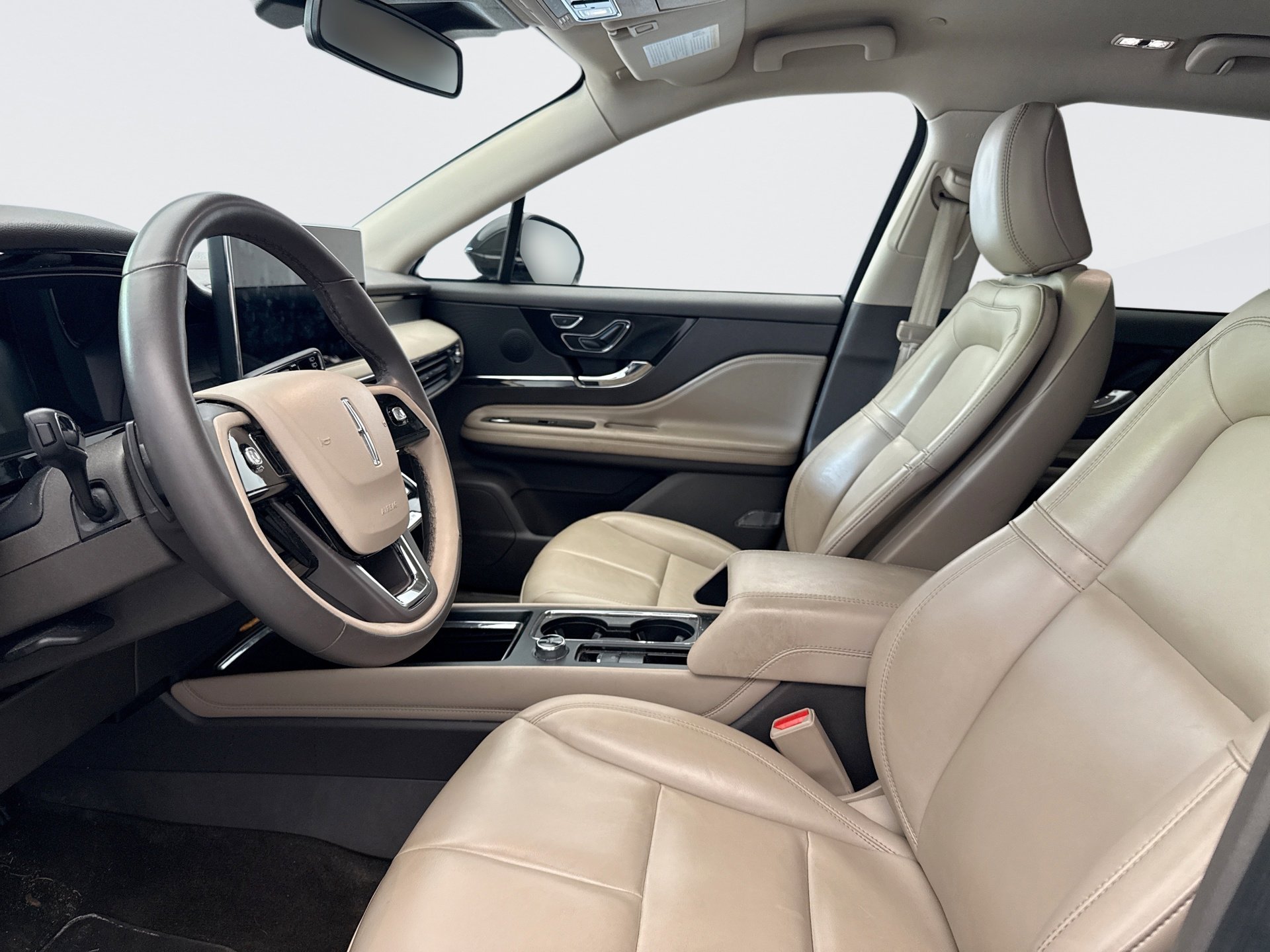 Used 2023 Lincoln Corsair AWD image 8