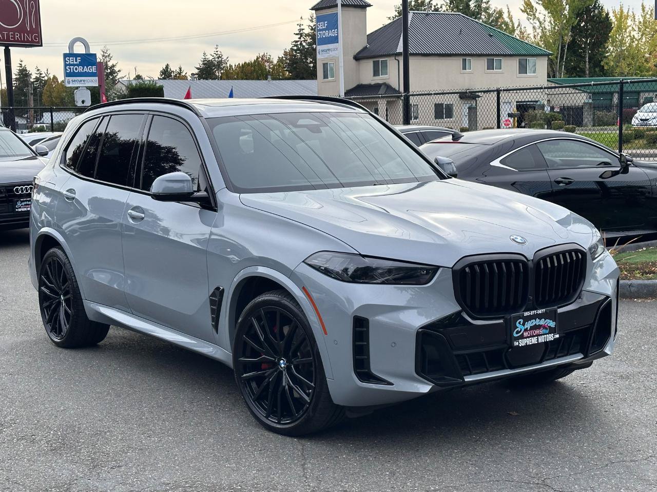 Used 2025 BMW X5 xDrive40i w/ M Sport Package AWD/4WD image 25