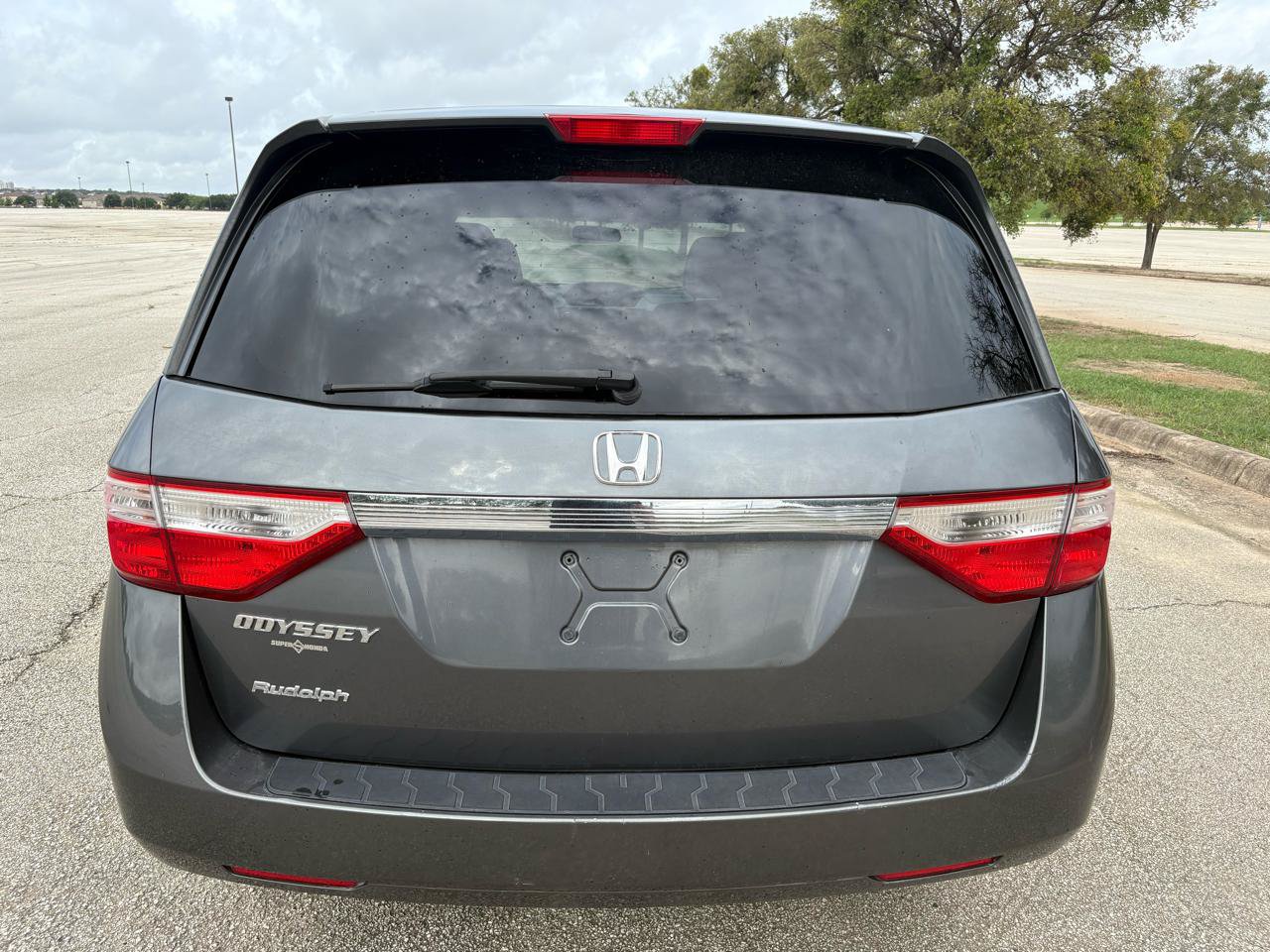 Used 2011 Honda Odyssey LX image 9