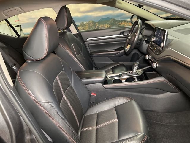 Used 2024 Nissan Altima 2.5 SR image 51