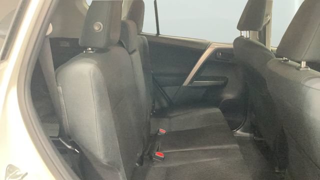 Used 2016 Toyota RAV4 LE AWD/4WD image 13