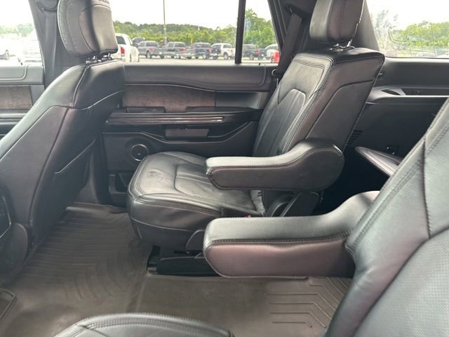 Used 2018 Ford Expedition Limited w/ Equipment Group 301A RWD image 20