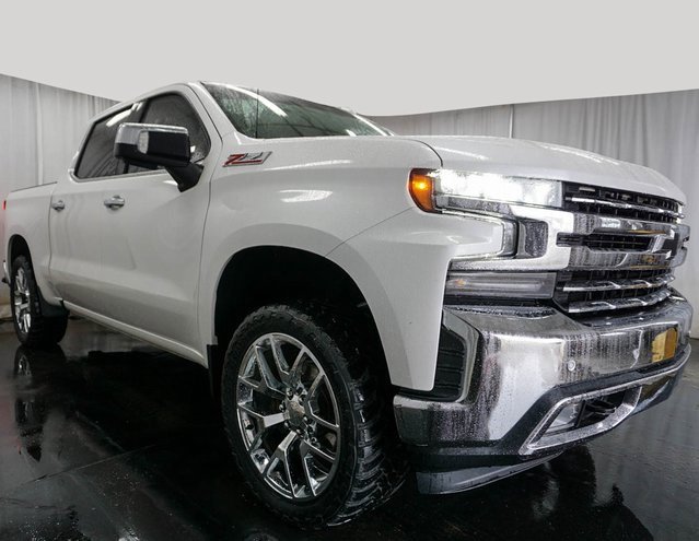 Used 2022 Chevrolet Silverado 1500 LTZ w/ LTZ Premium Package image 2