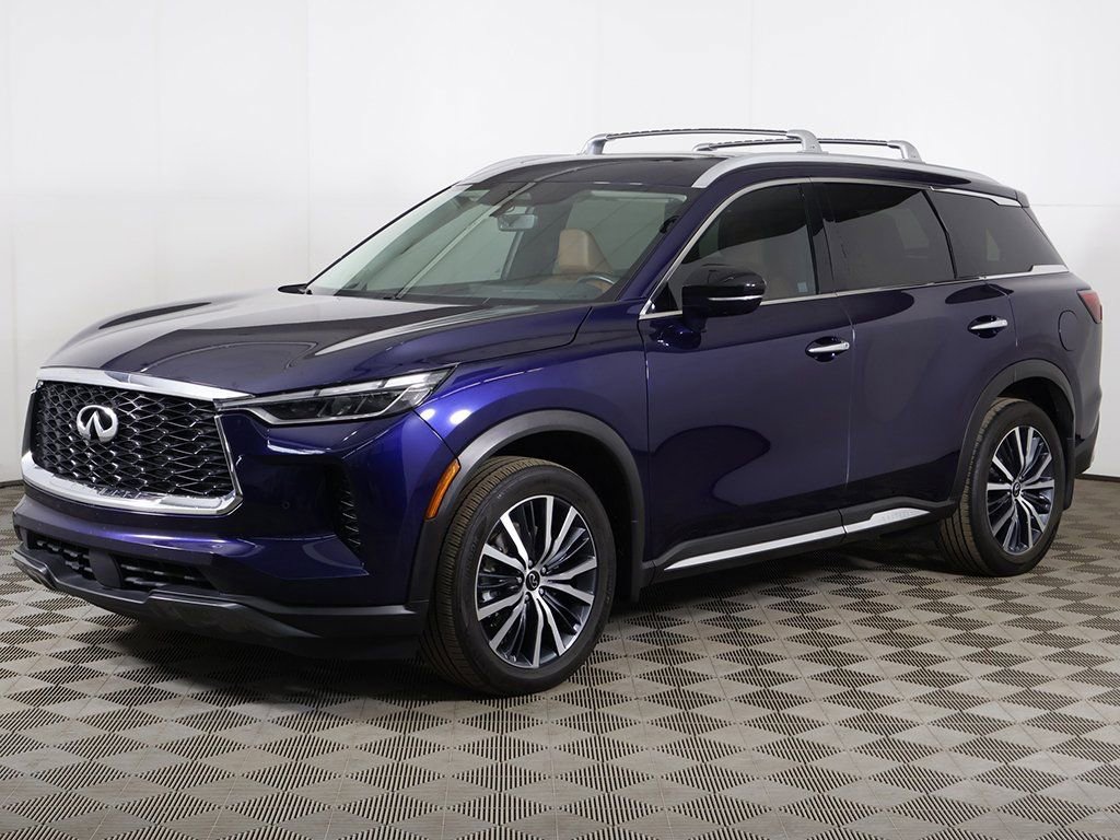 Used 2023 INFINITI QX60 Sensory w/ Cargo Package image 14