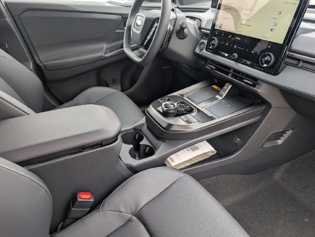 New 2026 Subaru Solterra AWD/4WD image 17