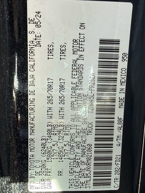 Certified 2024 Toyota Tacoma TRD Off-Road image 12