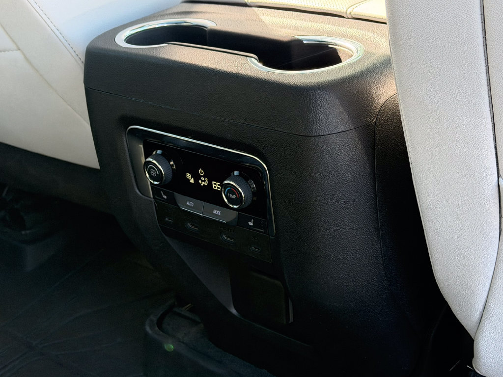 Certified 2025 Chevrolet Tahoe Premier AWD/4WD image 18