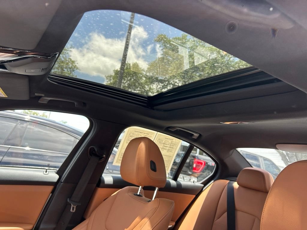Used 2026 BMW 330i Sedan RWD image 21