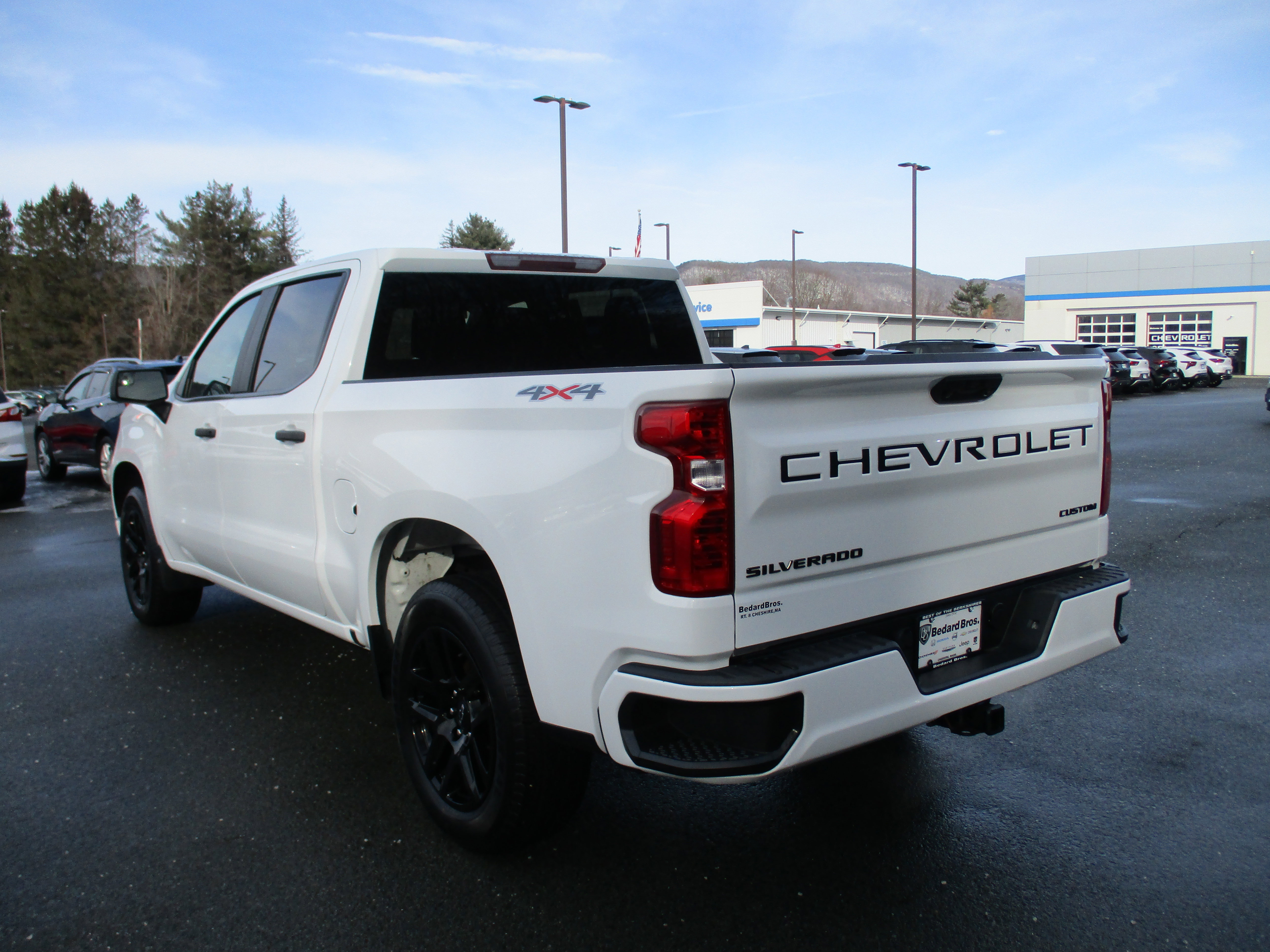 Used 2023 Chevrolet Silverado 1500 Custom w/ LPO, Dark Essentials Package image 7