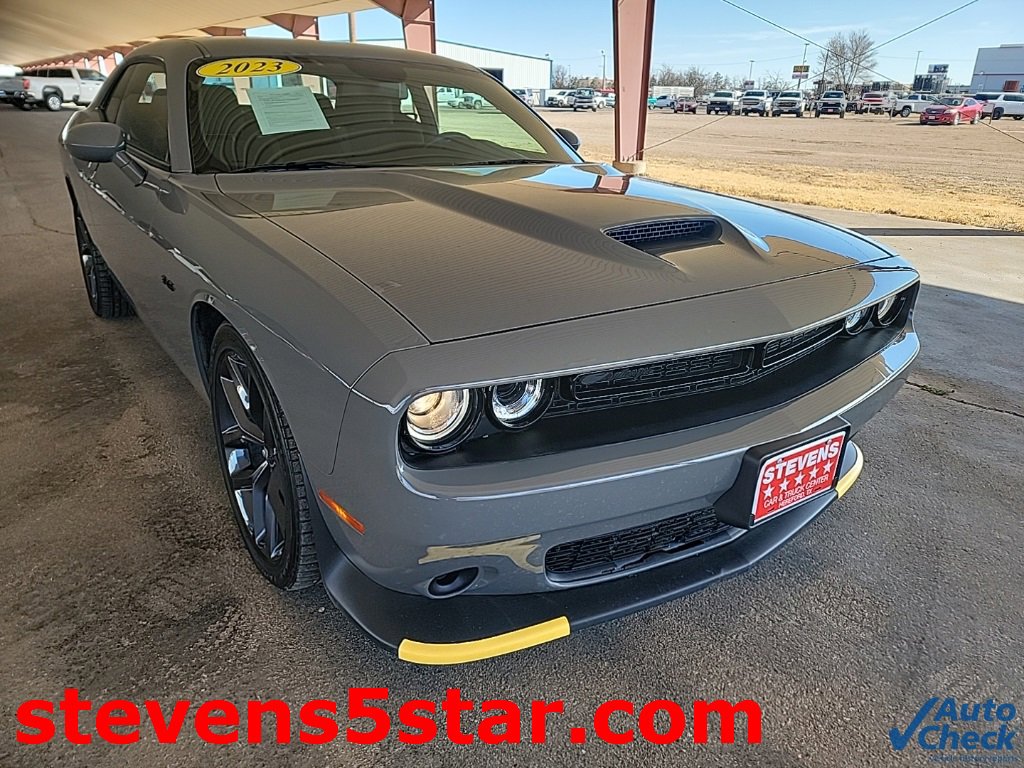 Used 2023 Dodge Challenger R/T w/ Blacktop Package image 5